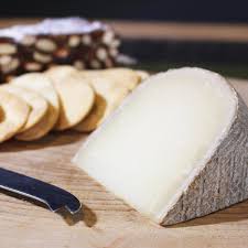 Sheep Milk Cinerino Cheese with Ashes - Casa Madaio